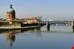 the-garonne-river-in-toulouse-The Garonne River in Toulouse